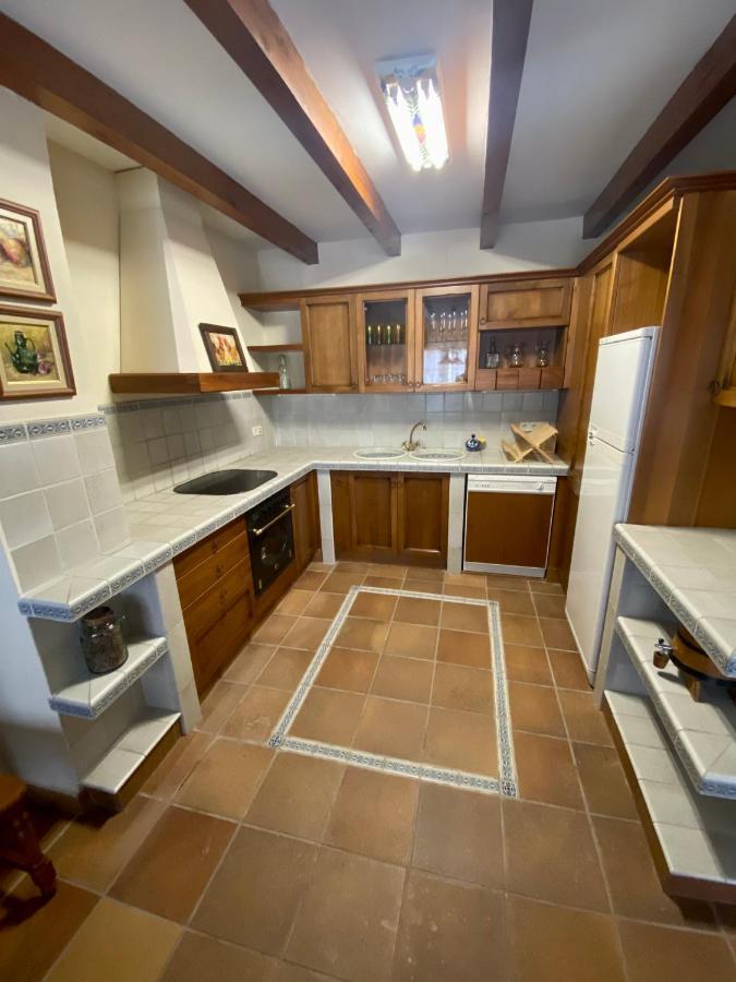 Cal Cuaresma Villa Isona Екстериор снимка
